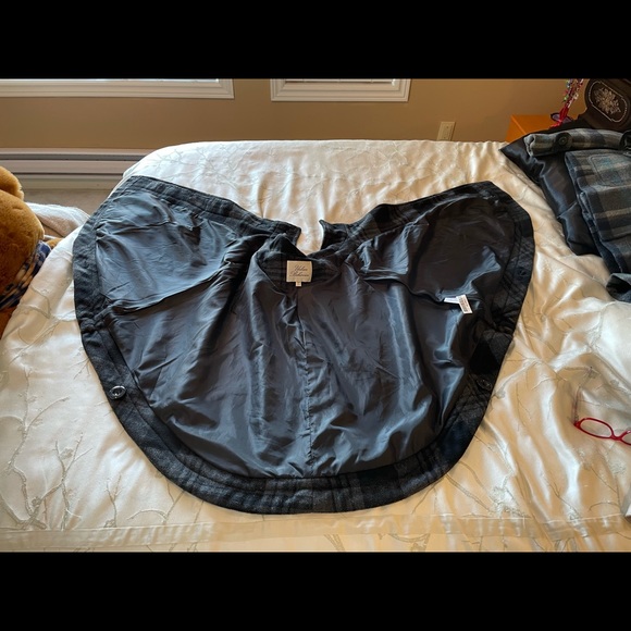 Trendy Cape Wool Coat - Picture 9 of 9